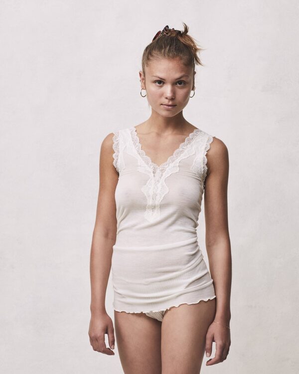 Seamless Basic | Woollen Lacey Tank Top - Off-White